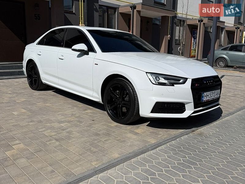 Седан Audi A4 2017 в Одессе