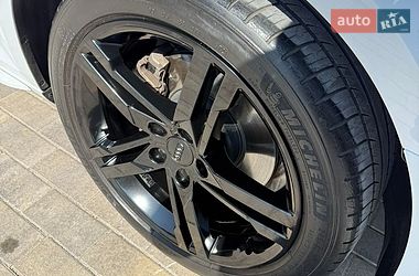 Седан Audi A4 2017 в Одессе