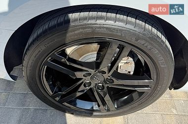 Седан Audi A4 2017 в Одессе