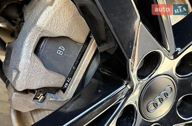 Седан Audi A4 2017 в Одессе
