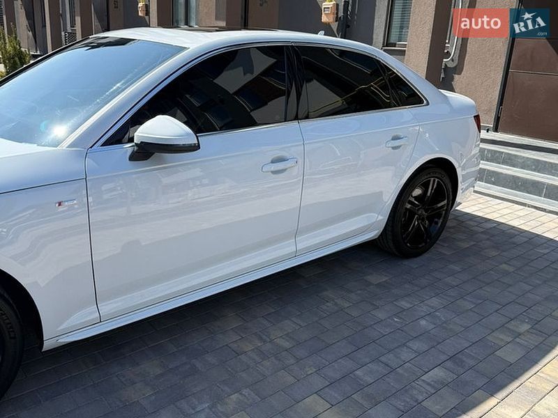 Седан Audi A4 2017 в Одессе