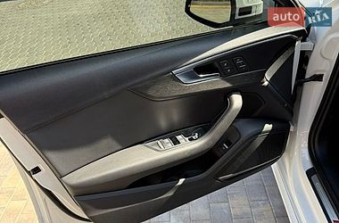Седан Audi A4 2017 в Одессе