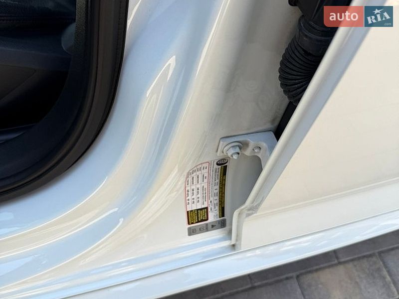 Седан Audi A4 2017 в Одессе