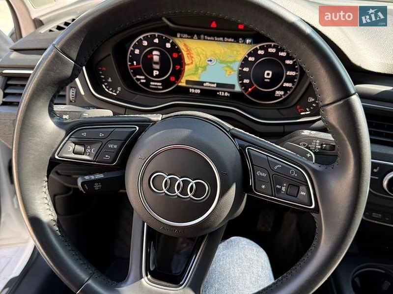 Седан Audi A4 2017 в Одессе
