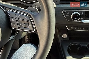 Седан Audi A4 2017 в Одессе