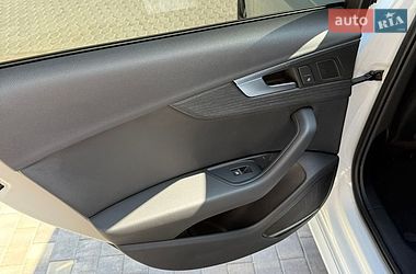 Седан Audi A4 2017 в Одессе