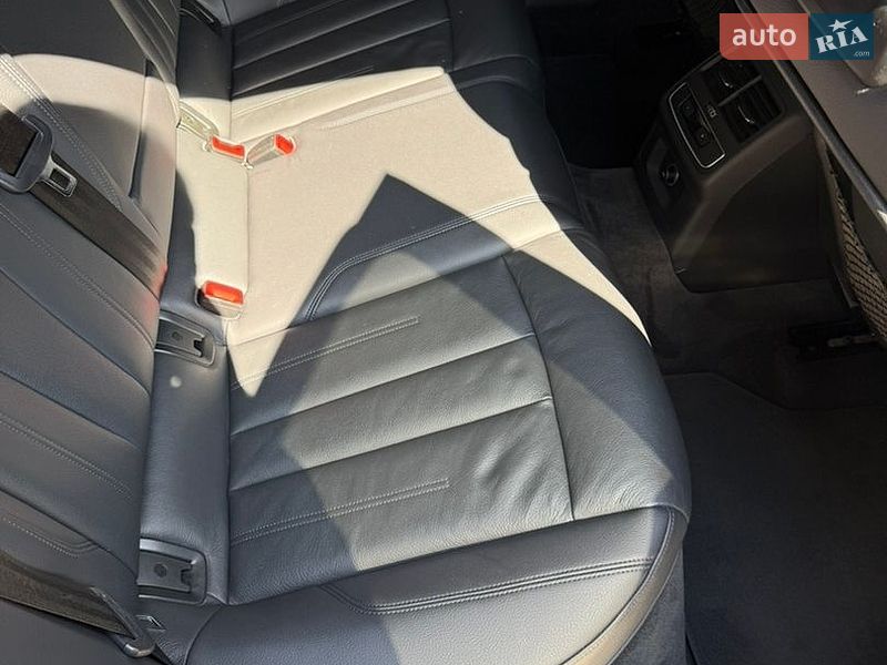 Седан Audi A4 2017 в Одессе