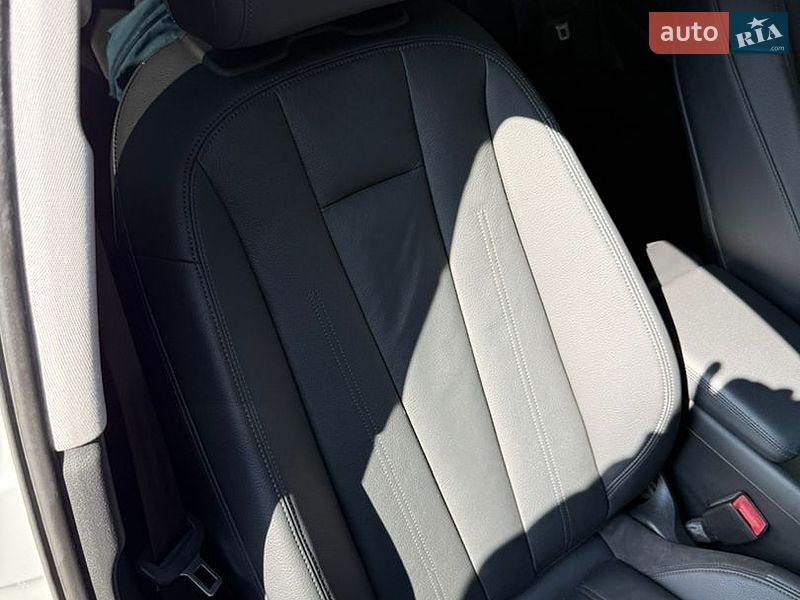 Седан Audi A4 2017 в Одессе