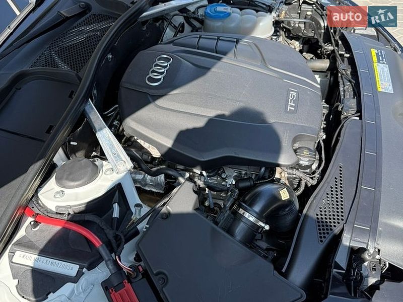 Седан Audi A4 2017 в Одессе