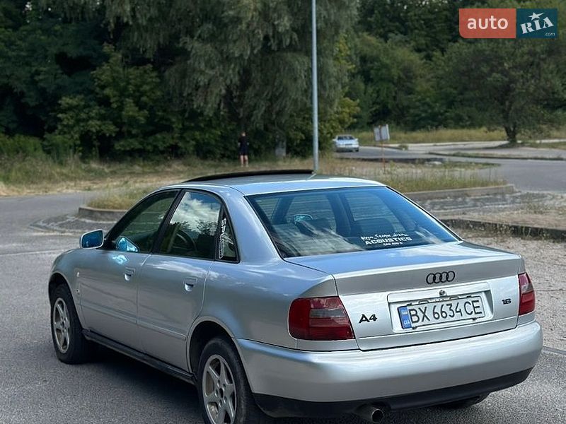 Седан Audi A4 1996 в Дніпрі