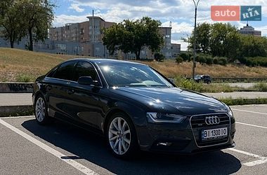 Седан Audi A4 2012 в Києві