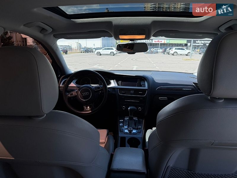 Седан Audi A4 2012 в Києві