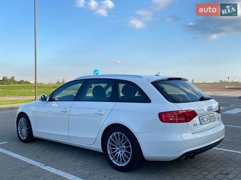 Універсал Audi A4 2014 в Львові