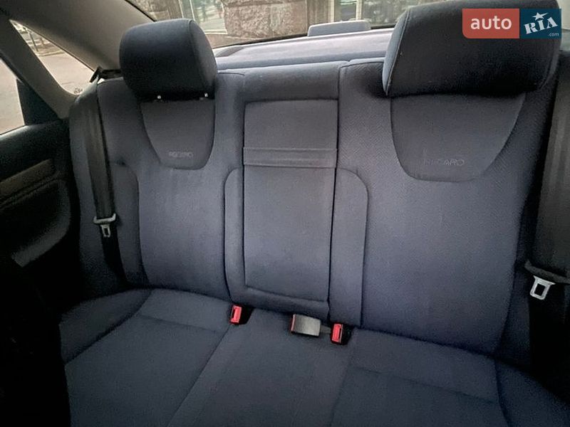 Седан Audi A4 2000 в Киеве
