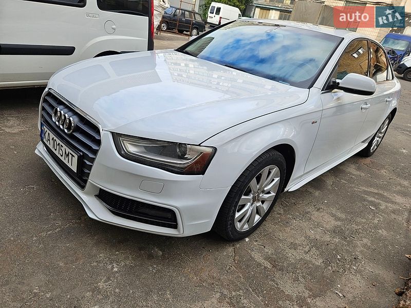 Седан Audi A4 2015 в Києві