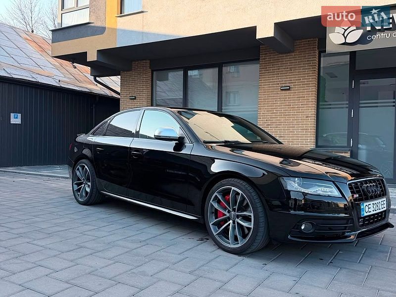 Седан Audi A4 2010 в Черновцах