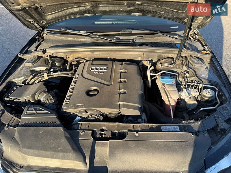 Седан Audi A4 2012 в Виннице