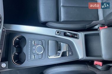 Седан Audi A4 2018 в Виннице