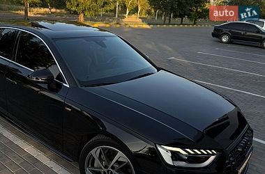 Седан Audi A4 2021 в Кам'янському