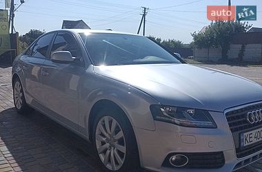 Седан Audi A4 2012 в Новій Водолагі