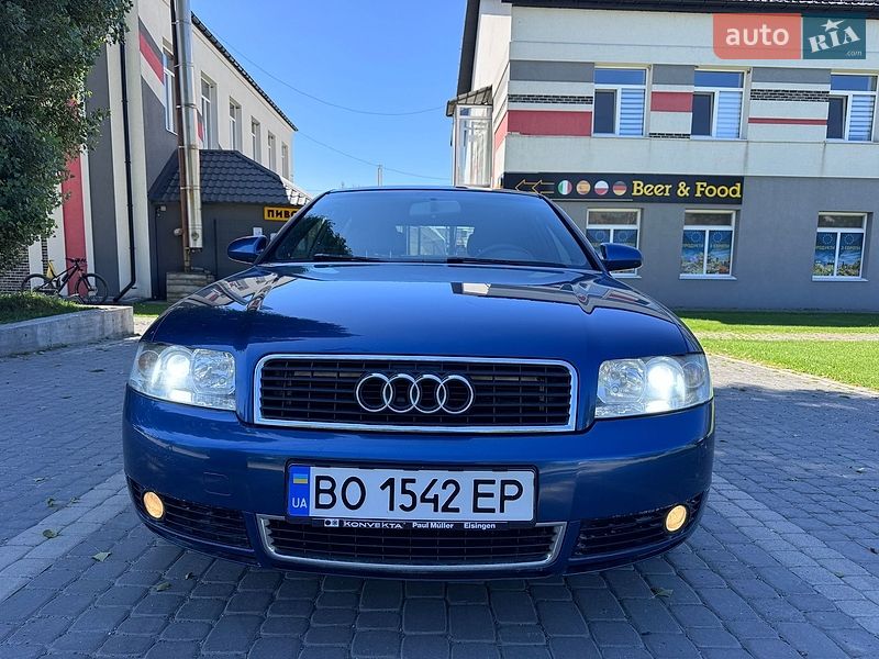 Седан Audi A4 2004 в Киеве