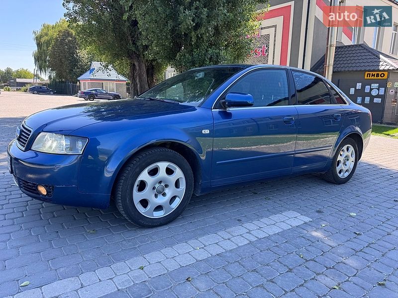 Седан Audi A4 2004 в Киеве
