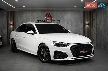 Седан Audi A4 2020 в Одесі