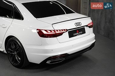 Седан Audi A4 2020 в Одесі