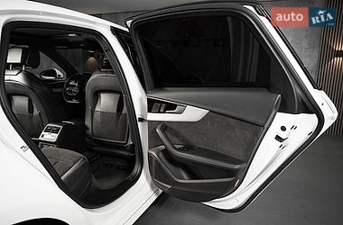 Седан Audi A4 2020 в Одесі