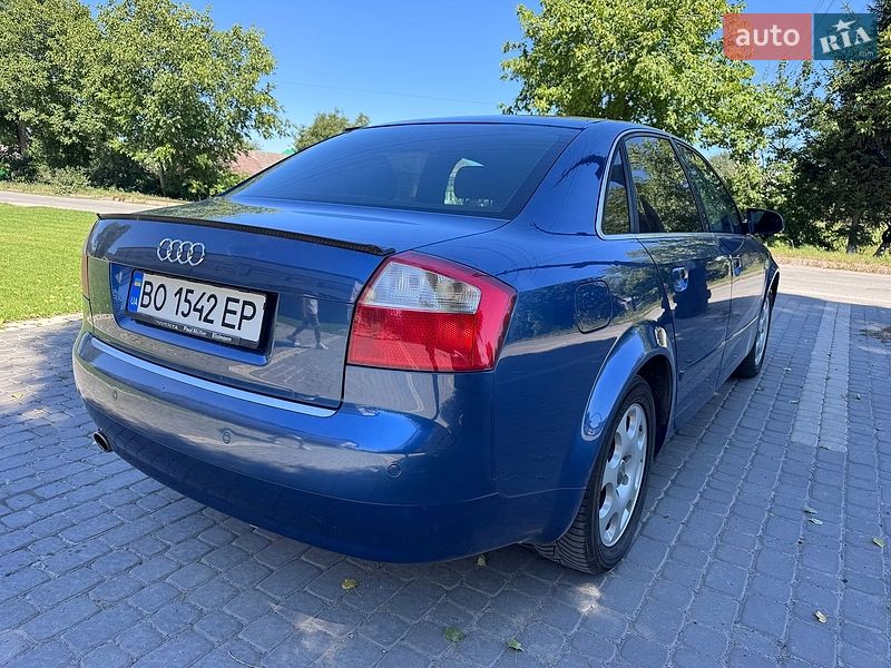 Седан Audi A4 2004 в Киеве