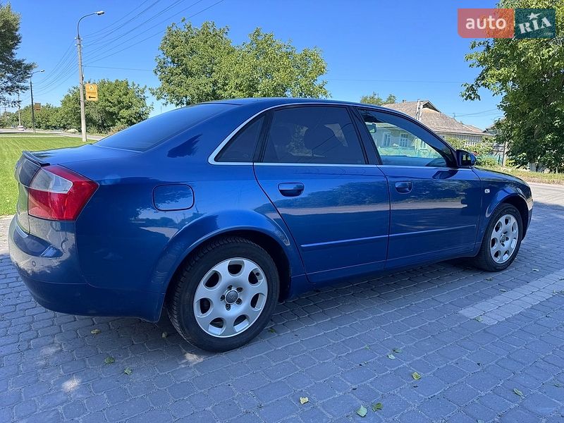 Седан Audi A4 2004 в Киеве