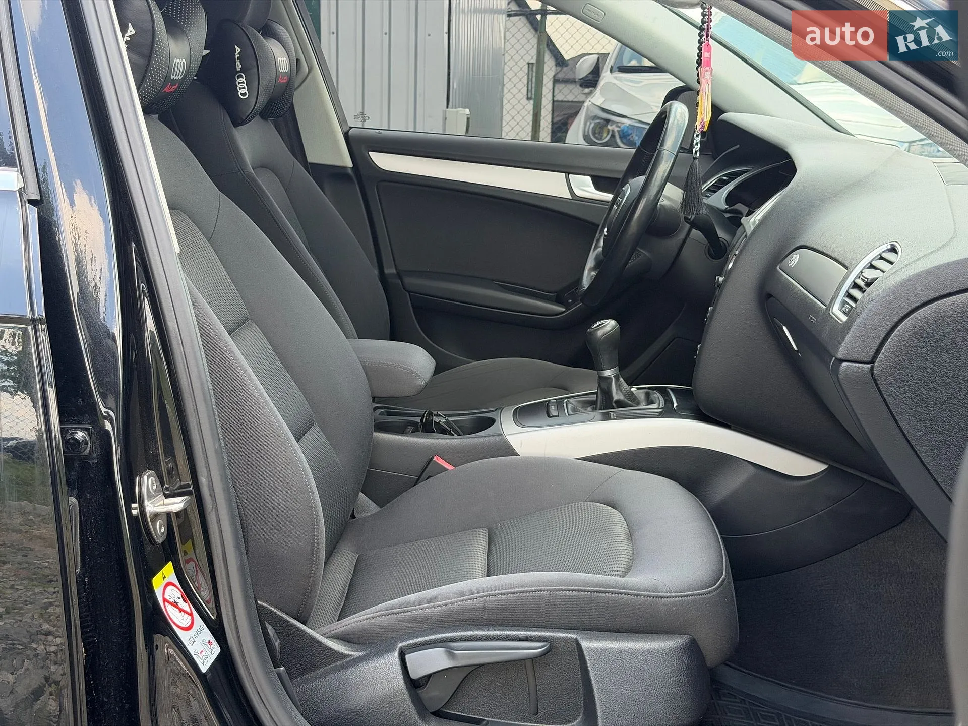 2010 Audi A4 - мініатюра 34