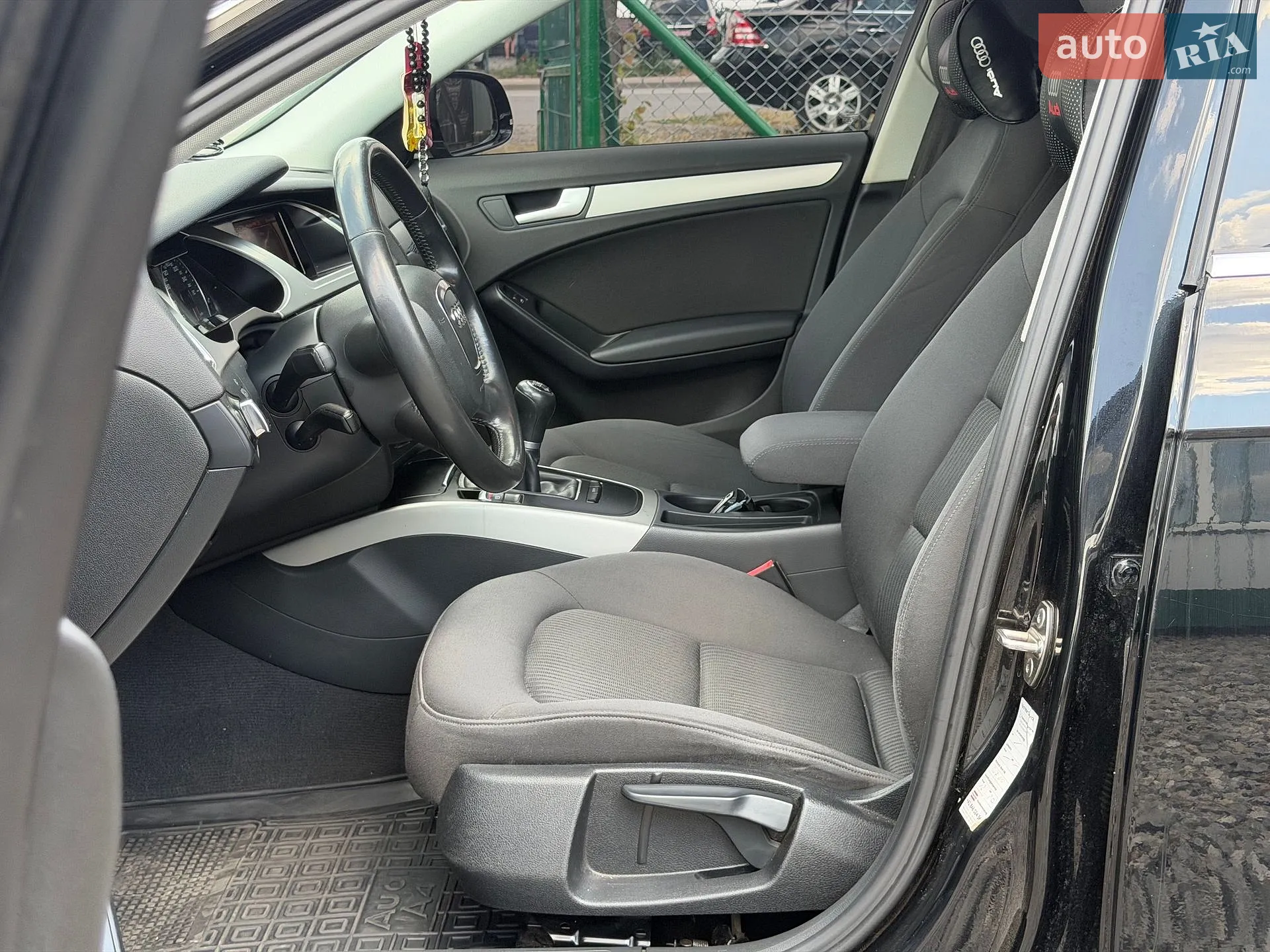 2010 Audi A4 - мініатюра 41