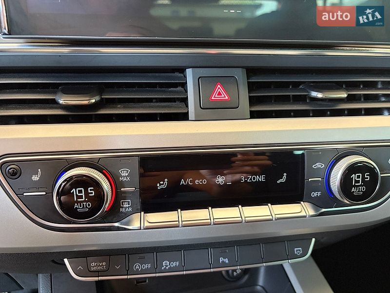 Седан Audi A4 2022 в Борисполе
