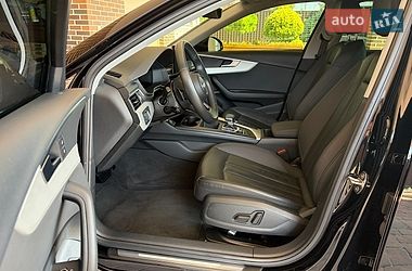 Седан Audi A4 2022 в Борисполе