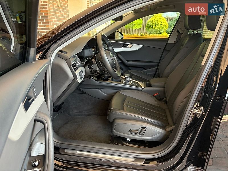Седан Audi A4 2022 в Борисполе