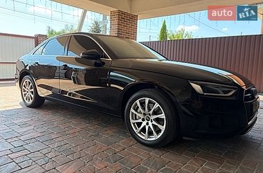 Седан Audi A4 2022 в Борисполе