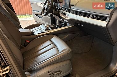 Седан Audi A4 2022 в Борисполе