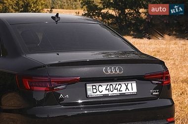 Седан Audi A4 2018 в Золочеві