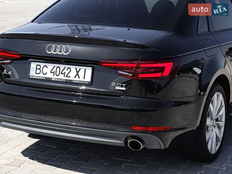 Седан Audi A4 2018 в Золочеві
