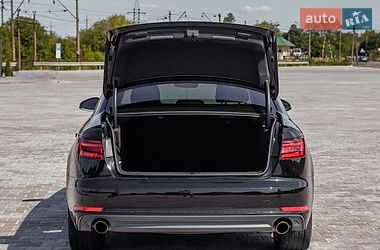 Седан Audi A4 2018 в Золочеві