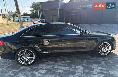 Седан Audi A4 2011 в Запоріжжі