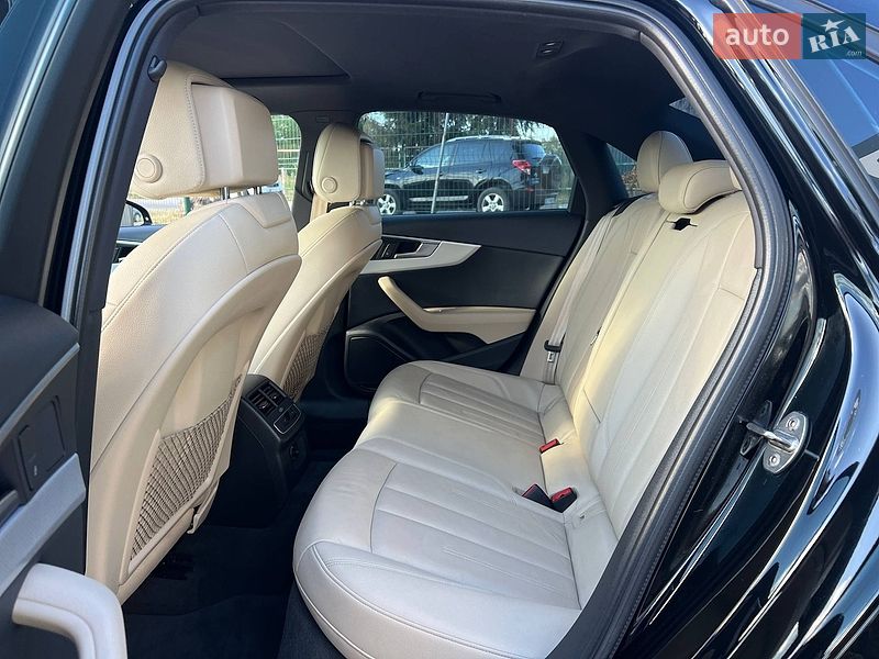 Седан Audi A4 2017 в Стрию