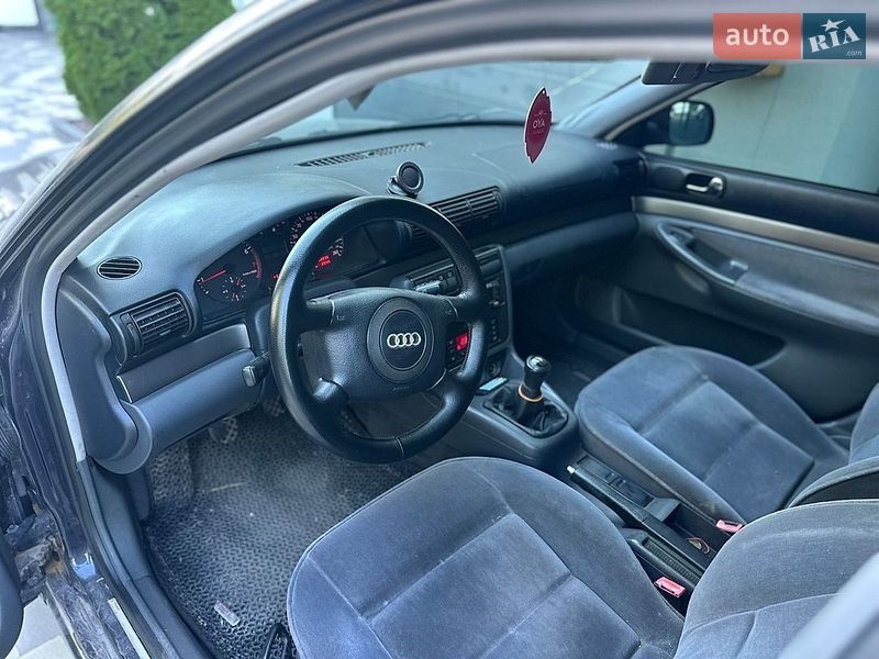 Універсал Audi A4 1998 в Львові
