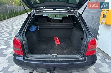 Універсал Audi A4 1998 в Львові