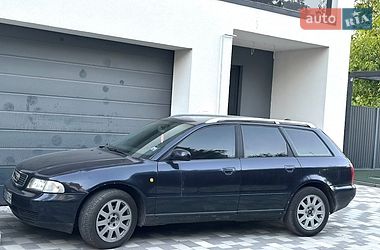 Універсал Audi A4 1998 в Львові