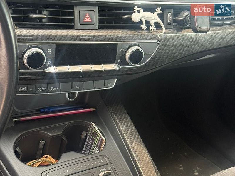 Універсал Audi A4 2018 в Києві