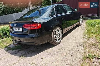 Седан Audi A4 2011 в Ахтырке