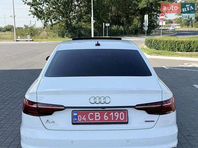 Седан Audi A4 2023 в Одессе