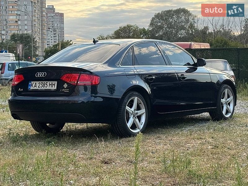 Седан Audi A4 2011 в Киеве